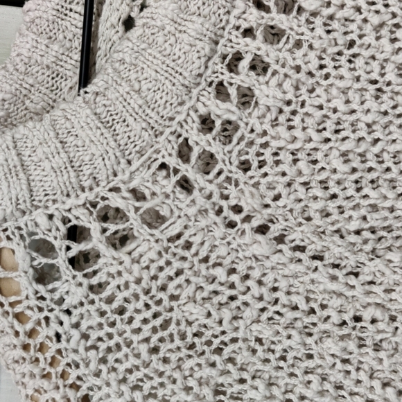 𝅺AEROPOSTALE Chunky Knit Cropped Oatmeal Colored Sweater Size XS - Picture 2 of 13